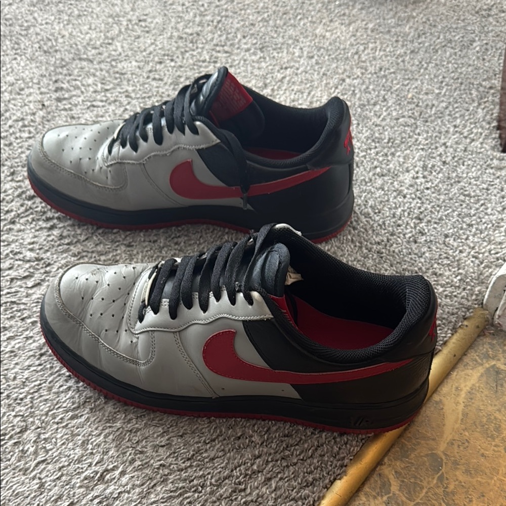Nike Air Force 1 SB - Black and Red for Skateboarding